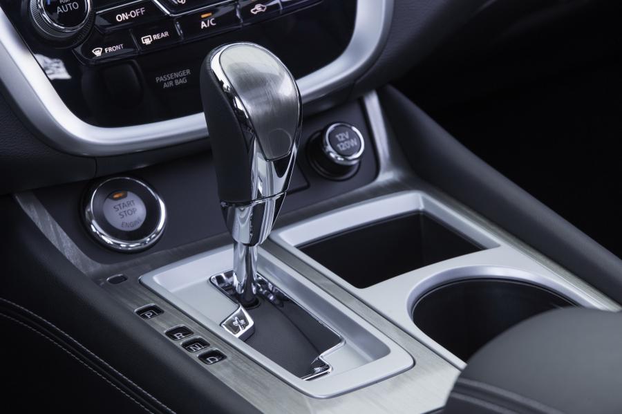 Детали интерьера Nissan Murano 2014 года  (NA) (фото 33 из 44)